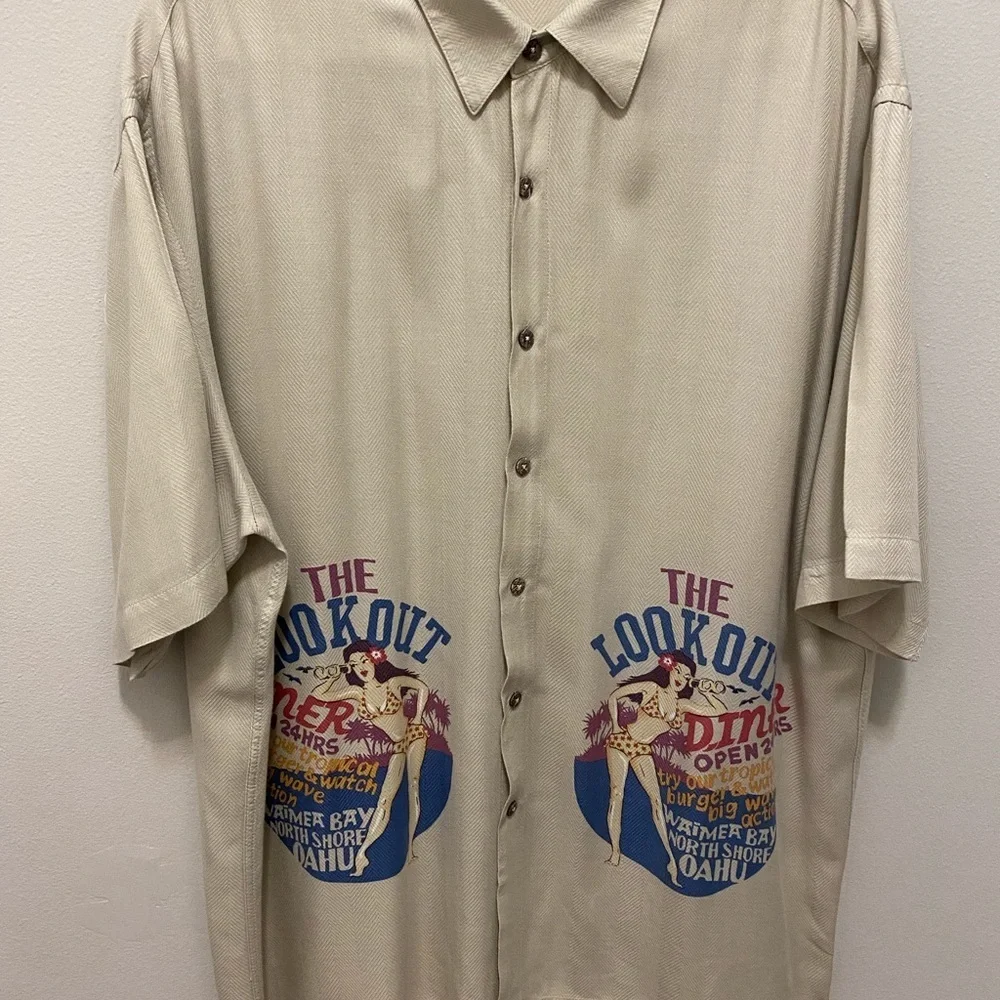 Men’s  CAMPIA XL short sleeve button down shirt in beige with diner logo. - Picture 5 of 12